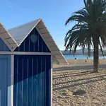 Les Roses Lauriers By Interhome Le Lavandou