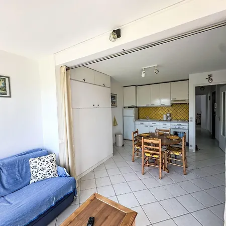 Lägenhet Les Roses Lauriers By Interhome