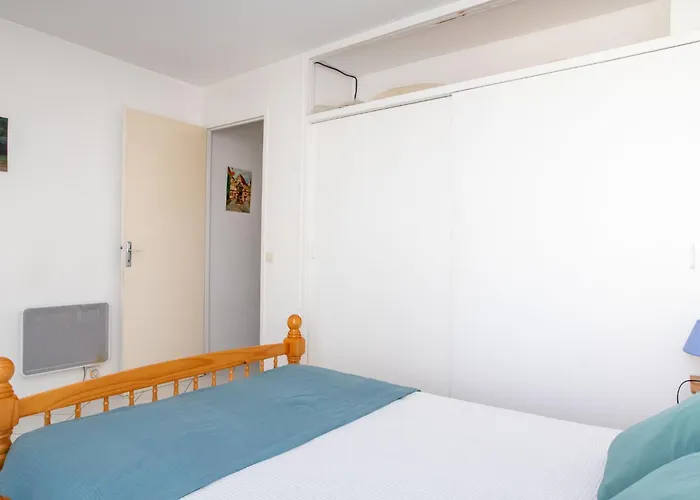 Les Roses Lauriers By Interhome